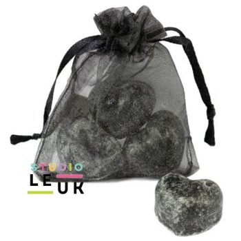 4 mini Amberblokje in zakje - Black Amber
